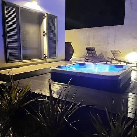 Ek Ornelakis, Luxury Country House With Jacuzzi Chania  Exterior foto