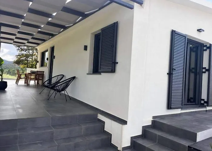 Ek Ornelakis, Luxury Country House With Jacuzzi
